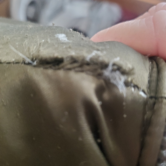 MARC NEW YORK MED. ARMY GREEN PUFFER DOWN JACKET. - Picture 11 of 11